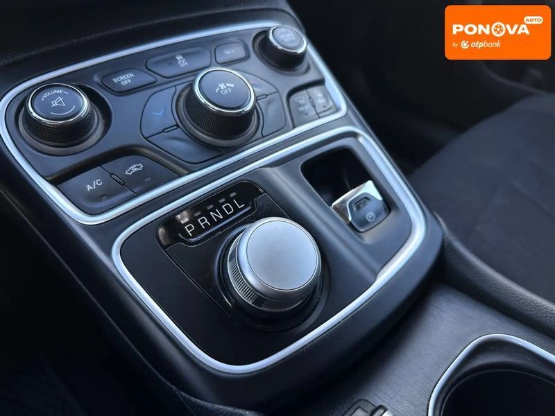Chrysler 200, 2015 р., Бензин, 193 тис. км, Седан, Київ AT-10416141 фото