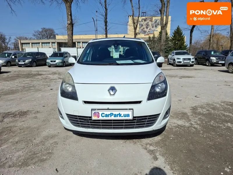 Renault Grand Scenic, 2010 р., Бензин, 251 тис. км, Мінівен, Білий, Кам'янське (Дніпродзержинськ) AT-10412967 фото
