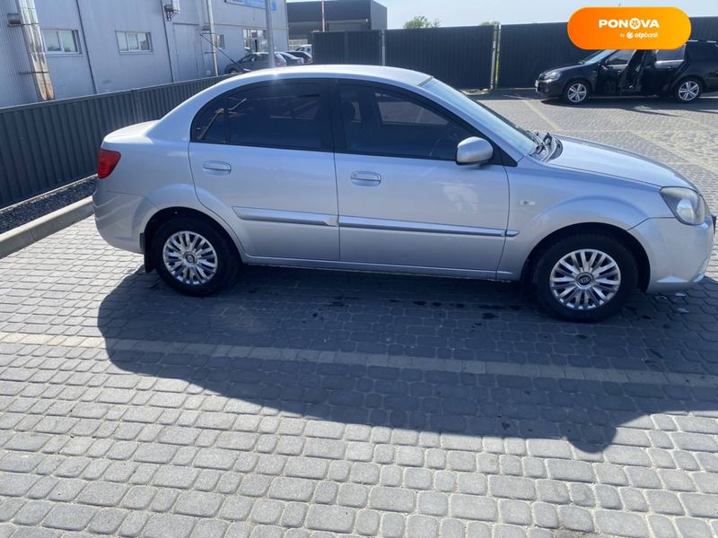 Kia Rio, 2010, Бензин, 1.4 л., 193 тис. км, Седан, Сірий, Ужгород Cars-Pr-62182 фото