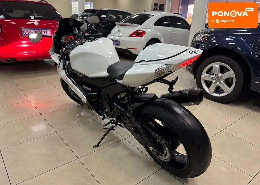 Suzuki GSX-R 1000, 2006 г., Бензин, 24 тыс. км, Спортбайк, Белый, Кропивницкий (Кировоград) AT-10403696 фото