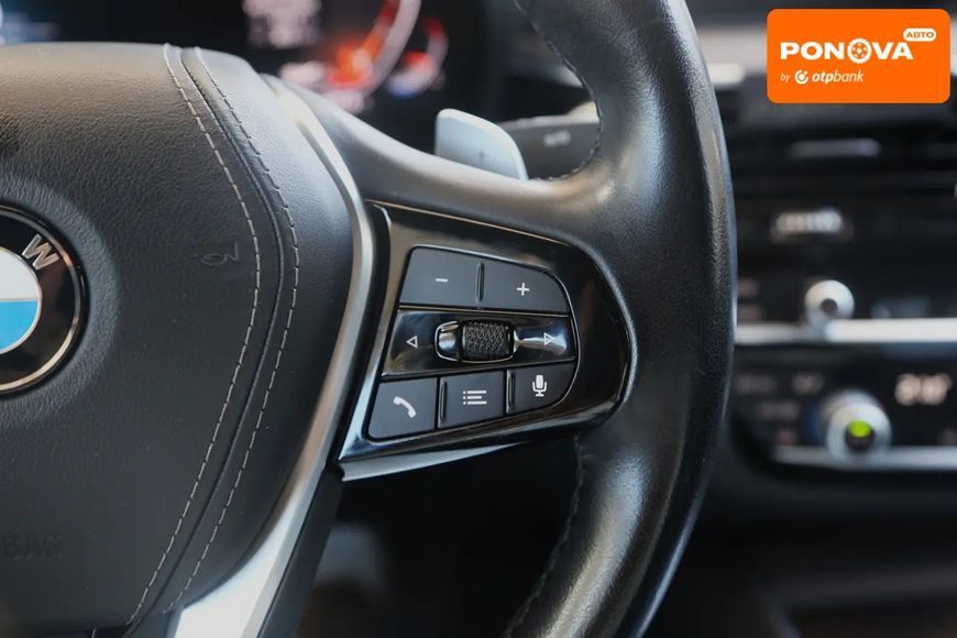 BMW 5 Series, 2019 р., Бензин, 108 тис. км, Седан, Сірий, Київ AT-10416739 фото