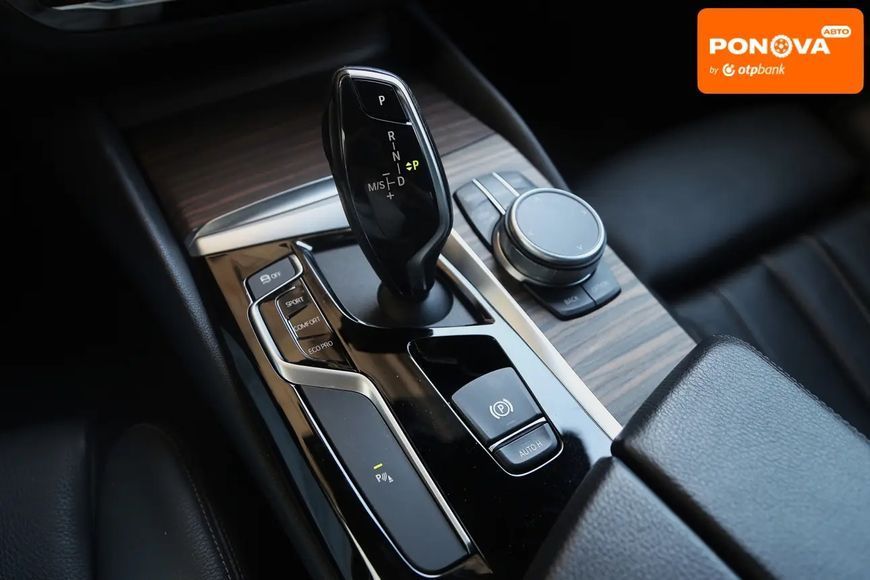 BMW 5 Series, 2019 р., Бензин, 108 тис. км, Седан, Сірий, Київ AT-10416739 фото