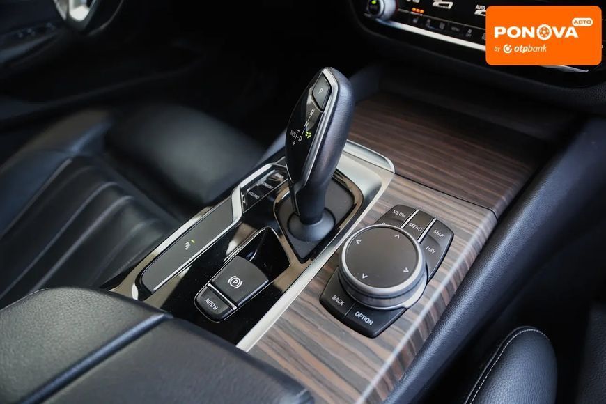 BMW 5 Series, 2019 р., Бензин, 108 тис. км, Седан, Сірий, Київ AT-10416739 фото
