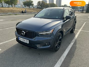 Volvo XC40, 2021, Бензин, 1.97 л., 43 тис. км, Позашляховик / Кросовер, Сірий, Київ Cars-Pr-247374 фото