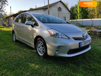 Toyota Prius v, 2012, Гібрид (HEV), 1.8 л., 158 тис. км, Універсал, Сірий, Київ Cars-Pr-124145 фото