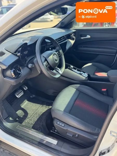 Alfa Romeo Junior, 2025 р., Гібрид (MHEV), 2 тис. км, Позашляховик / Кросовер, Білий, Київ AT-10416075 фото