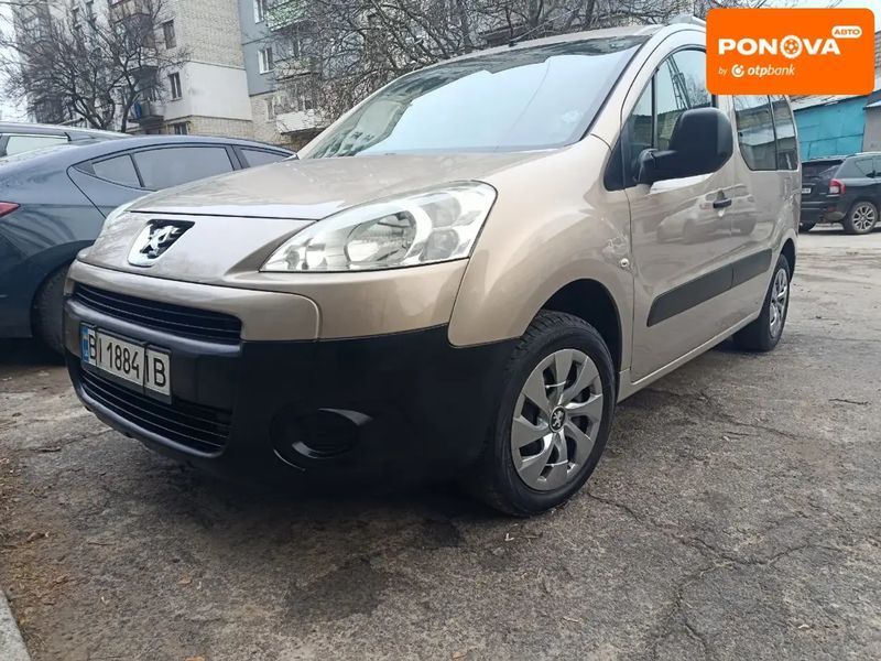 Peugeot Partner, 2011 г., Бензин, 191 тыс. км, Универсал, Бежевый, Світловодськ AT-10405531 фото