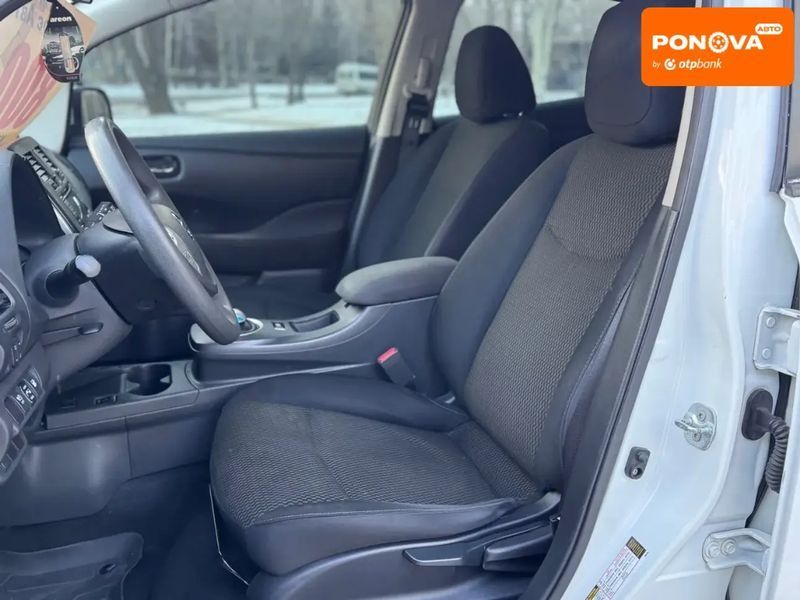 Nissan Leaf, 2015 р., Електро, 134 тис. км, Хетчбек, Білий, Кривий Ріг AT-10407461 фото