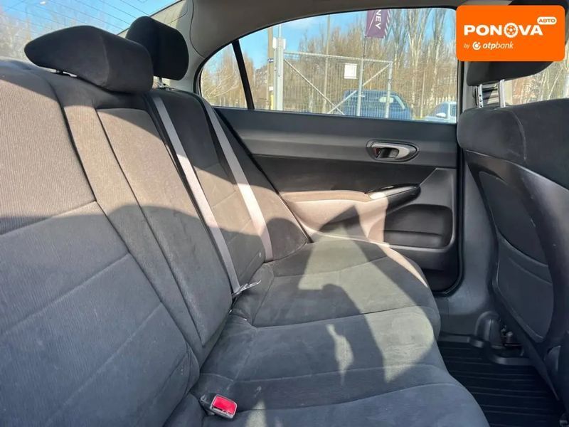 Honda Civic, 2008 р., Бензин, 339 тис. км, Седан, Сірий, Кривий Ріг AT-10404940 фото