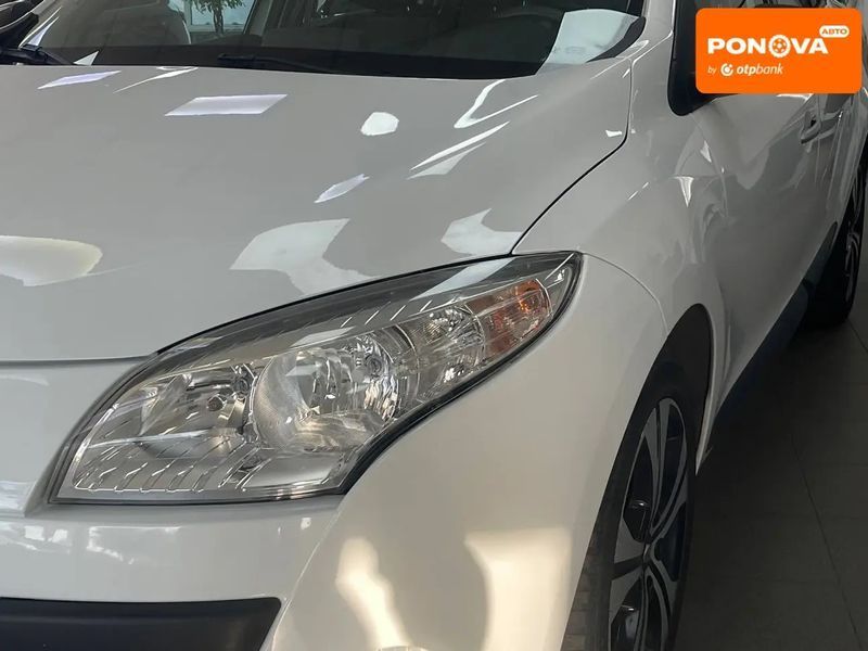 Renault Megane, 2011 р., Бензин, 203 тис. км, Універсал, Київ AT-10416790 фото