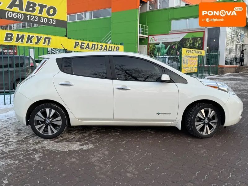 Nissan Leaf, 2015 р., Електро, 134 тис. км, Хетчбек, Білий, Кривий Ріг AT-10407461 фото