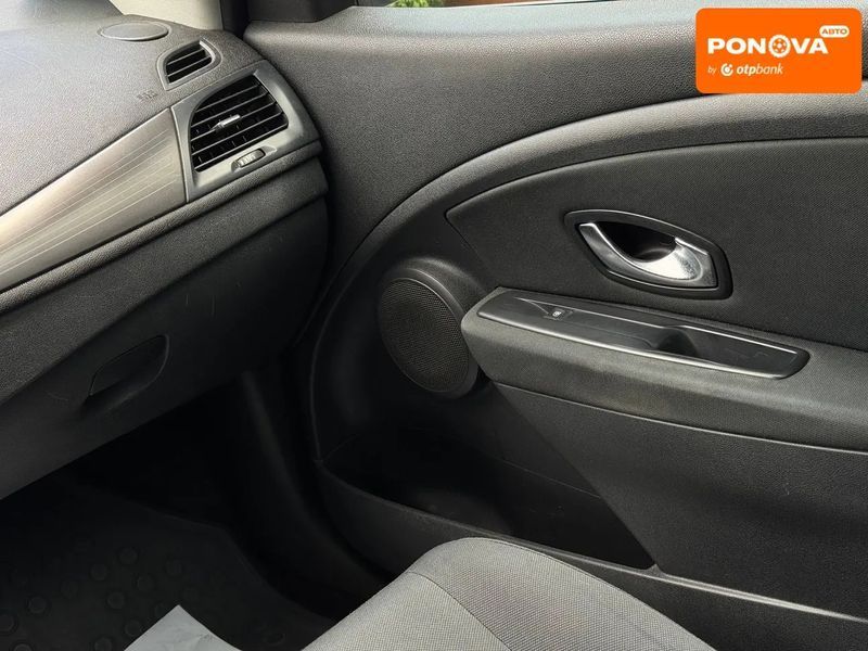 Renault Megane, 2011 р., Дизель, 195 тис. км, Універсал, Сірий, Рівне AT-10423843 фото