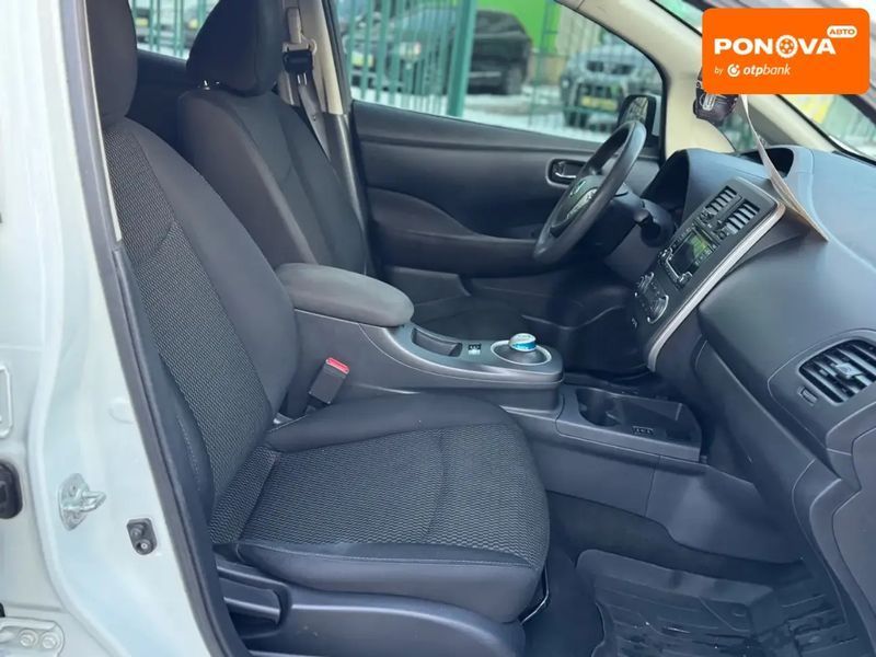 Nissan Leaf, 2015 р., Електро, 134 тис. км, Хетчбек, Білий, Кривий Ріг AT-10407461 фото