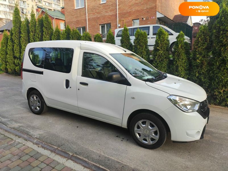 Dacia Dokker, 2017, Бензин, 90 тис. км, Мінівен, Білий, Вінниця Cars-Pr-180077 фото