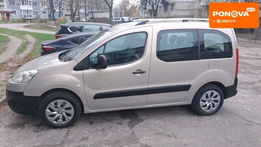Peugeot Partner, 2011 г., Бензин, 191 тыс. км, Универсал, Бежевый, Світловодськ AT-10405531 фото