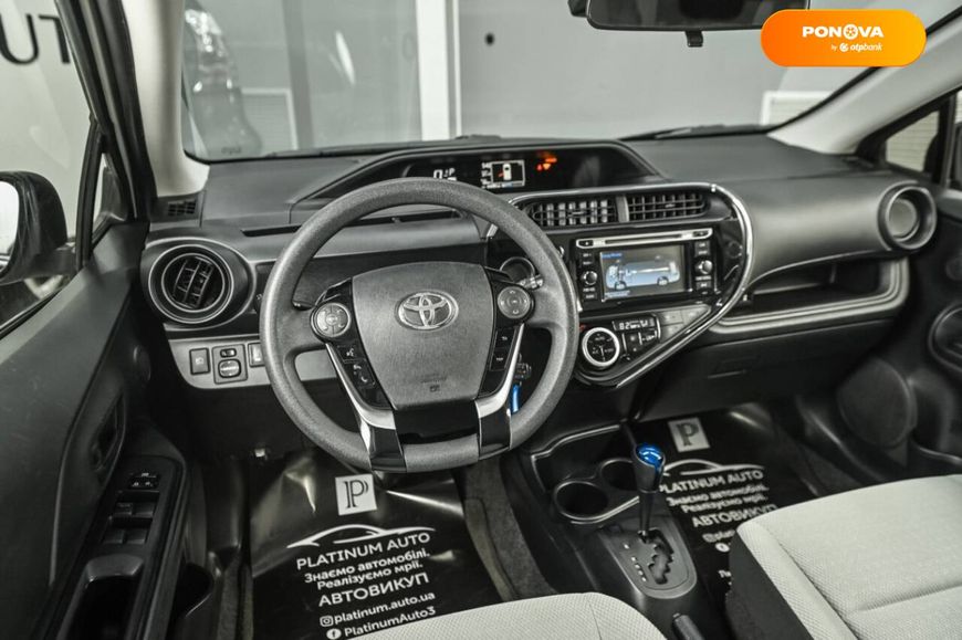 Toyota Prius C, 2017, Гибрид (HEV), 1.5 л., 105 тыс. км, Хетчбек, Белый, Одесса 17869 фото