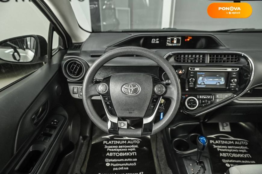 Toyota Prius C, 2017, Гибрид (HEV), 1.5 л., 105 тыс. км, Хетчбек, Белый, Одесса 17869 фото