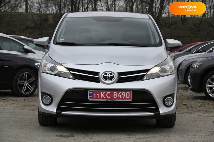 Toyota Verso, 2015, Дизель, 2.2 л., 157 тис. км, Мінівен, Сірий, Бердичів 25647 фото