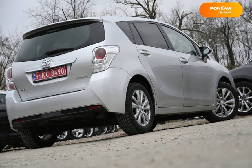 Toyota Verso, 2015, Дизель, 2.2 л., 157 тис. км, Мінівен, Сірий, Бердичів 25647 фото