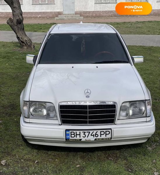 Mercedes-Benz E-Class, 1994, Дизель, 2.5 л., 200 тис. км, Седан, Білий, Одеса Cars-Pr-57366 фото