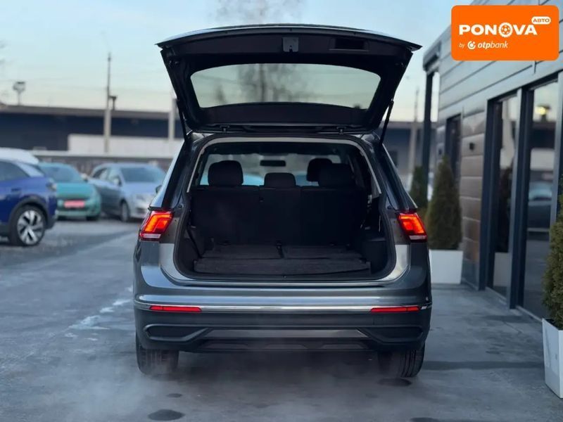 Volkswagen Tiguan, 2021 р., Бензин, 109 тис. км, Позашляховик / Кросовер, Сірий, Рівне AT-10406464 фото