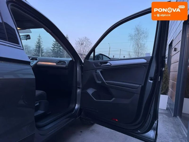 Volkswagen Tiguan, 2021 р., Бензин, 109 тис. км, Позашляховик / Кросовер, Сірий, Рівне AT-10406464 фото