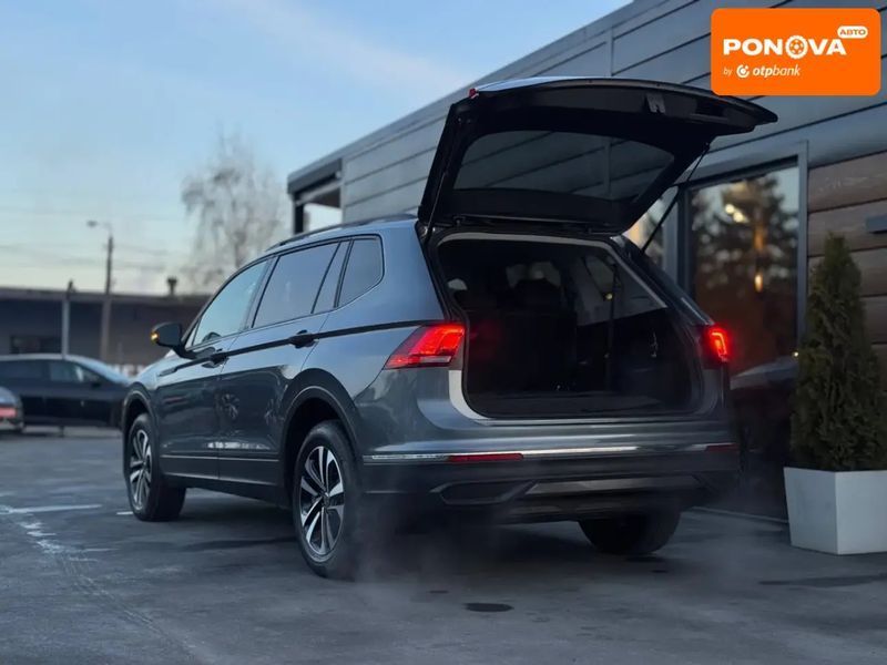Volkswagen Tiguan, 2021 р., Бензин, 109 тис. км, Позашляховик / Кросовер, Сірий, Рівне AT-10406464 фото