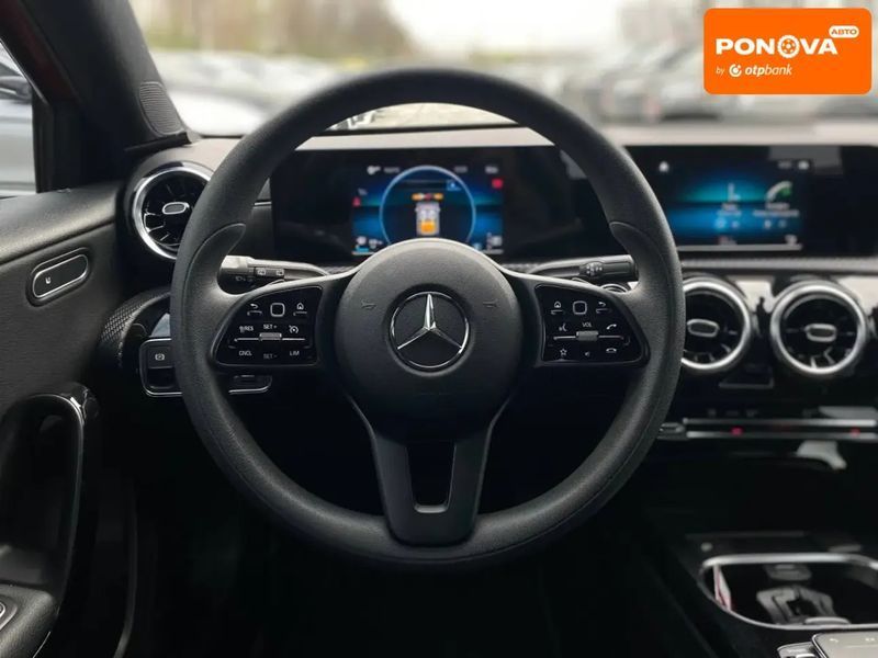 Mercedes-Benz A-Class, 2018 р., Бензин, 45 тис. км, Хетчбек, Червоний, Київ AT-10415717 фото