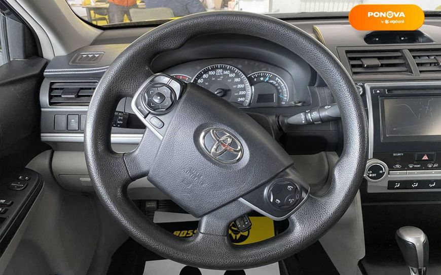Toyota Camry, 2014, Бензин, 2.49 л., 156 тис. км, Седан, Сірий, Червоноград 34658 фото