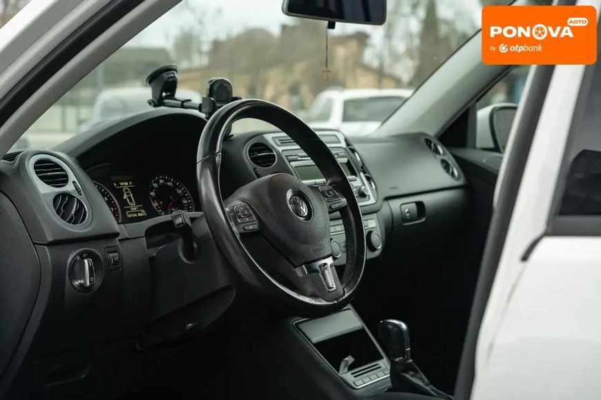 Volkswagen Tiguan, 2013 г., Бензин, 231 тыс. км, Внедорожник / Кроссовер, Белый, Черновцы AT-10413383 фото