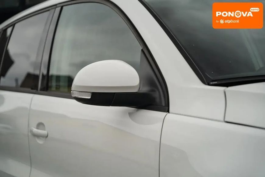 Volkswagen Tiguan, 2013 г., Бензин, 231 тыс. км, Внедорожник / Кроссовер, Белый, Черновцы AT-10413383 фото