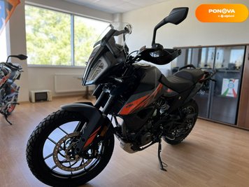 Новий KTM Adventure, 2023, Бензин, 373 см3, Мотоцикл, Дніпро (Дніпропетровськ) new-moto-104258 фото