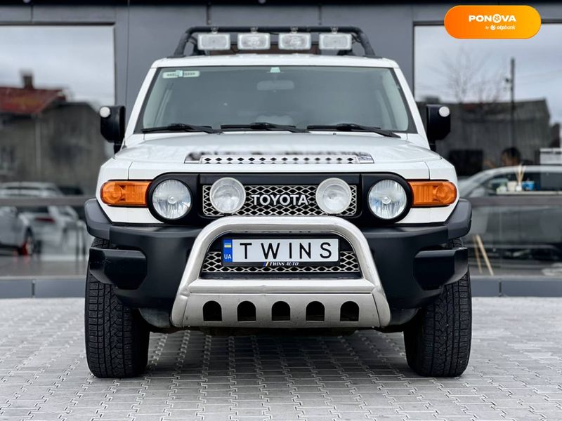 Toyota FJ Cruiser, 2008, Газ пропан-бутан / Бензин, 4 л., 154 тыс. км, Внедорожник / Кроссовер, Белый, Одесса 30391 фото