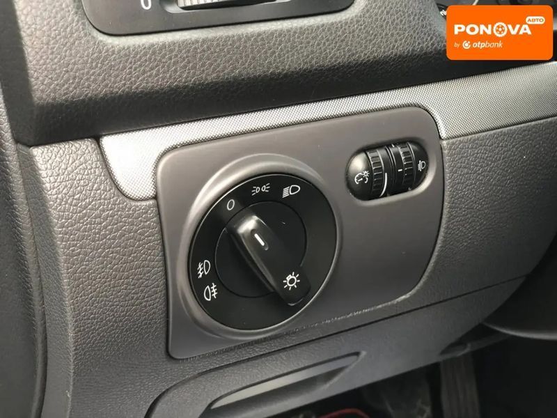 Volkswagen Golf, 2006 р., Бензин, 185 тис. км, Хетчбек, Сірий, Ковель AT-10402869 фото