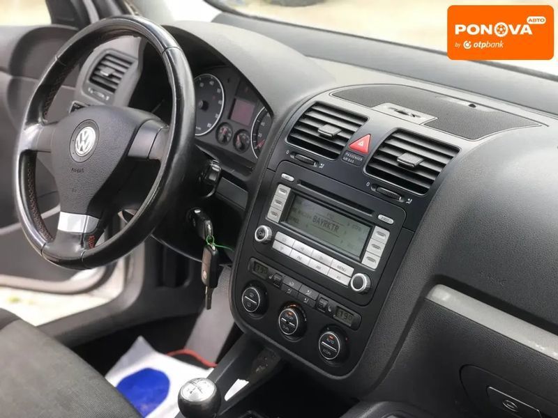Volkswagen Golf, 2006 р., Бензин, 185 тис. км, Хетчбек, Сірий, Ковель AT-10402869 фото