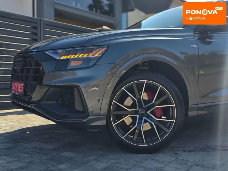 Audi Q8, 2019 г., Бензин, 133 тыс. км, Внедорожник / Кроссовер, Серый, Ровно AT-10406669 фото