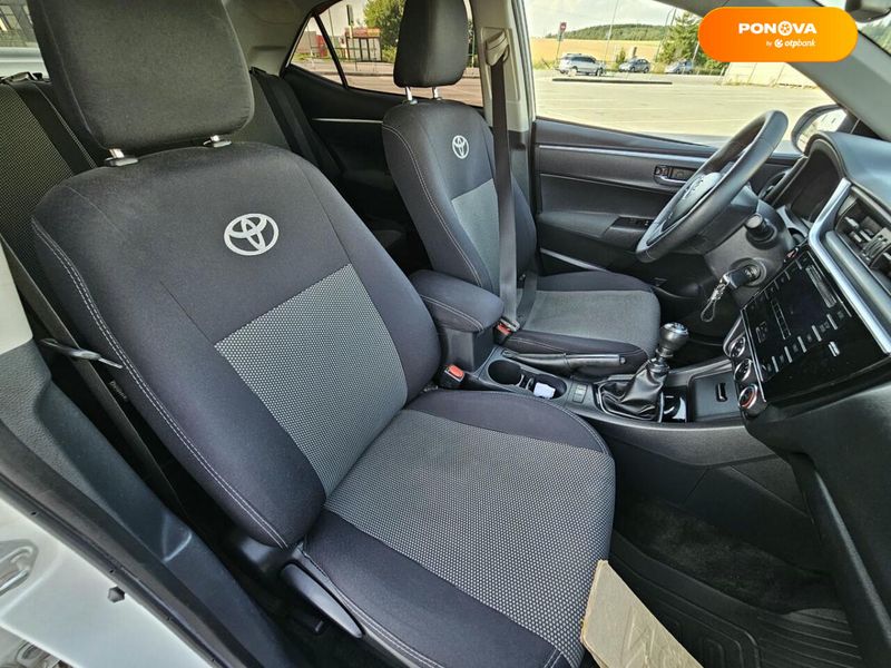 Toyota Corolla, 2018, Газ пропан-бутан / Бензин, 1.3 л., 57 тис. км, Седан, Білий, Тернопіль 107471 фото