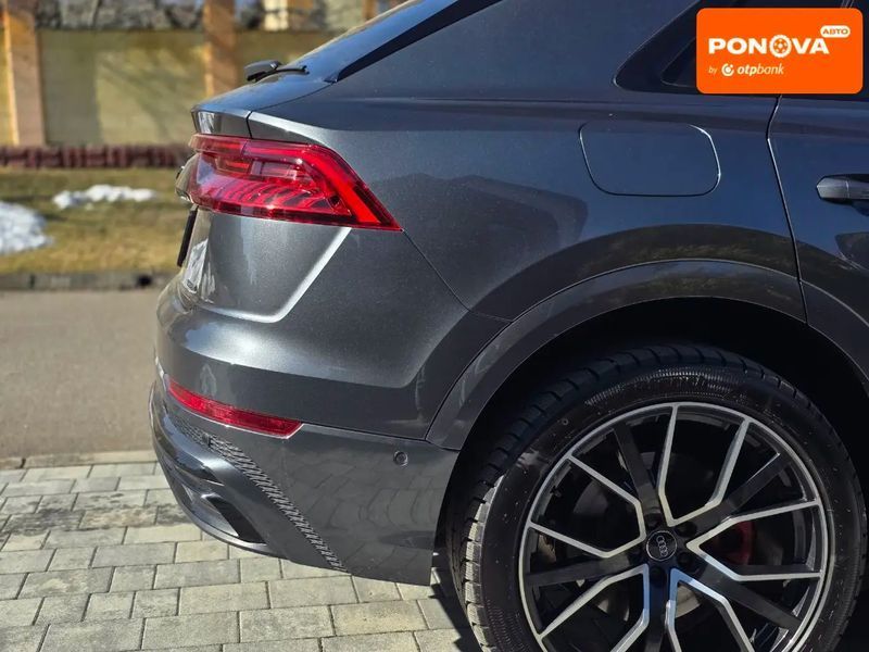 Audi Q8, 2019 р., Бензин, 133 тис. км, Позашляховик / Кросовер, Сірий, Рівне AT-10406669 фото