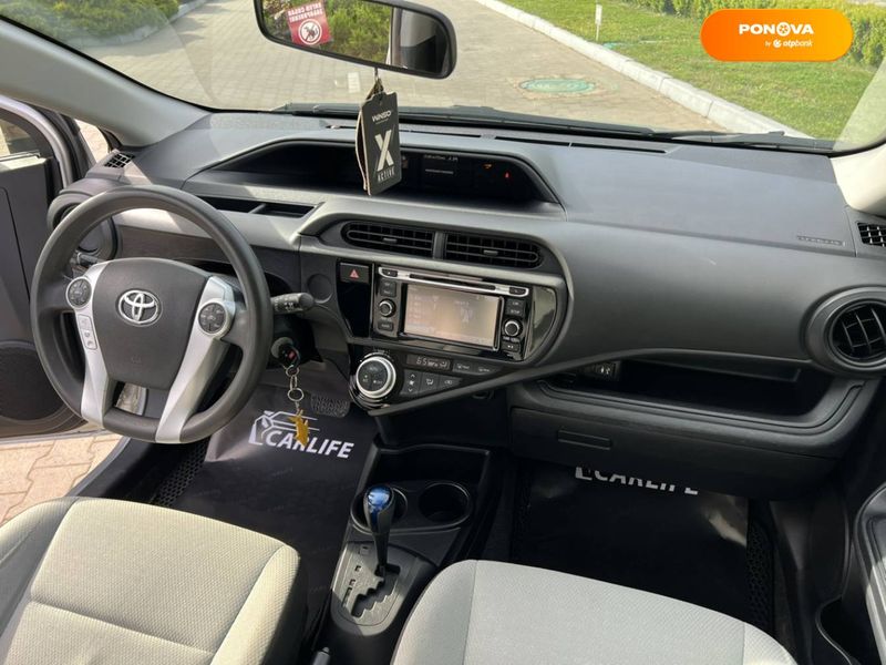 Toyota Prius C, 2015, Гибрид (HEV), 1.5 л., 120 тыс. км, Хетчбек, Серый, Одесса 44505 фото
