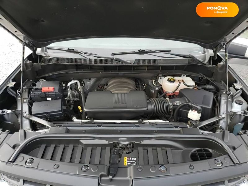 Chevrolet Silverado, 2019, Бензин, 5.3 л., 68 тис. км, Пікап, Сірий, Ужгород Cars-EU-US-KR-48585 фото