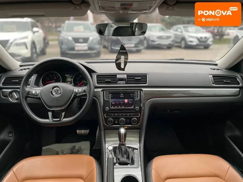 Volkswagen Passat, 2017 г., Бензин, 119 тыс. км, Седан, Белый, Кривой Рог AT-10405040 фото