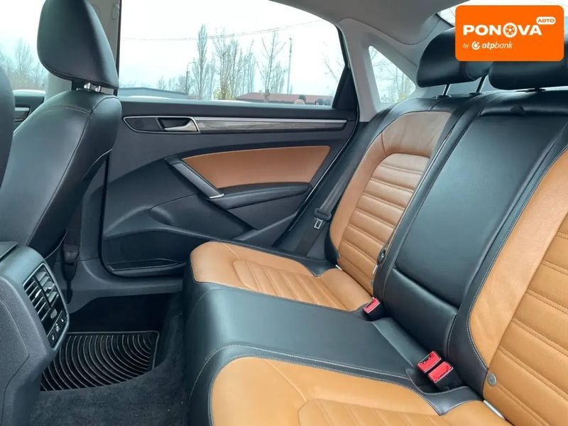 Volkswagen Passat, 2017 г., Бензин, 119 тыс. км, Седан, Белый, Кривой Рог AT-10405040 фото