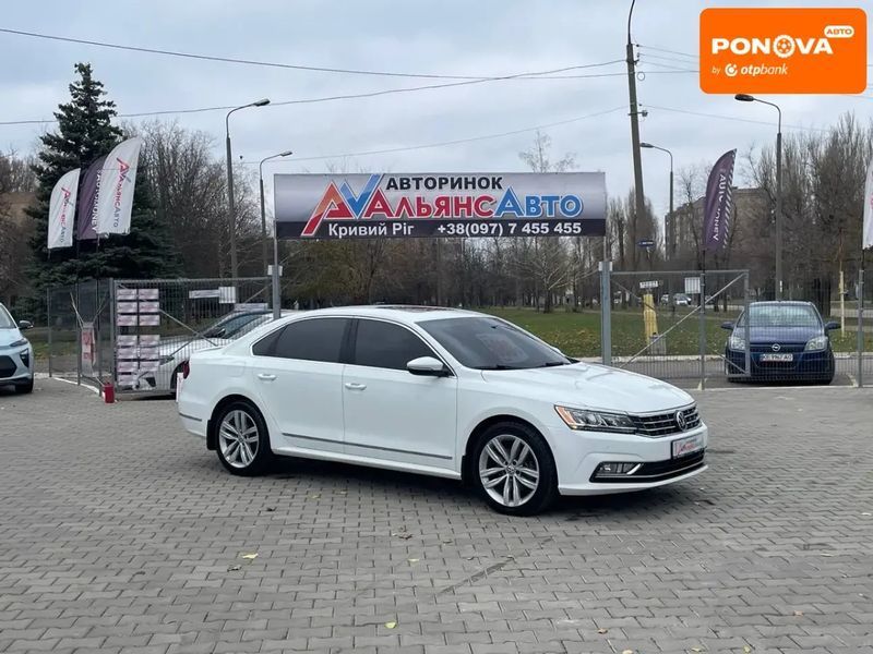 Volkswagen Passat, 2017 г., Бензин, 119 тыс. км, Седан, Белый, Кривой Рог AT-10405040 фото