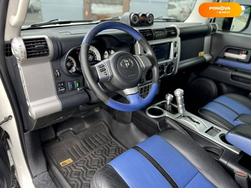 Toyota FJ Cruiser, 2008, Газ пропан-бутан / Бензин, 4 л., 154 тыс. км, Внедорожник / Кроссовер, Белый, Одесса 30391 фото