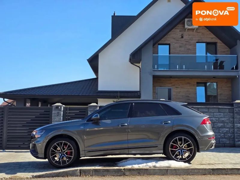 Audi Q8, 2019 г., Бензин, 133 тыс. км, Внедорожник / Кроссовер, Серый, Ровно AT-10406669 фото