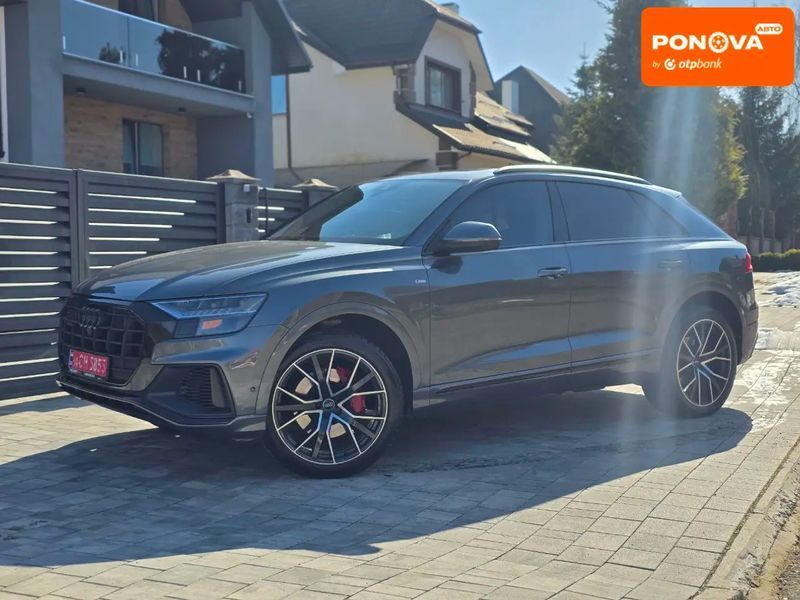 Audi Q8, 2019 р., Бензин, 133 тис. км, Позашляховик / Кросовер, Сірий, Рівне AT-10406669 фото