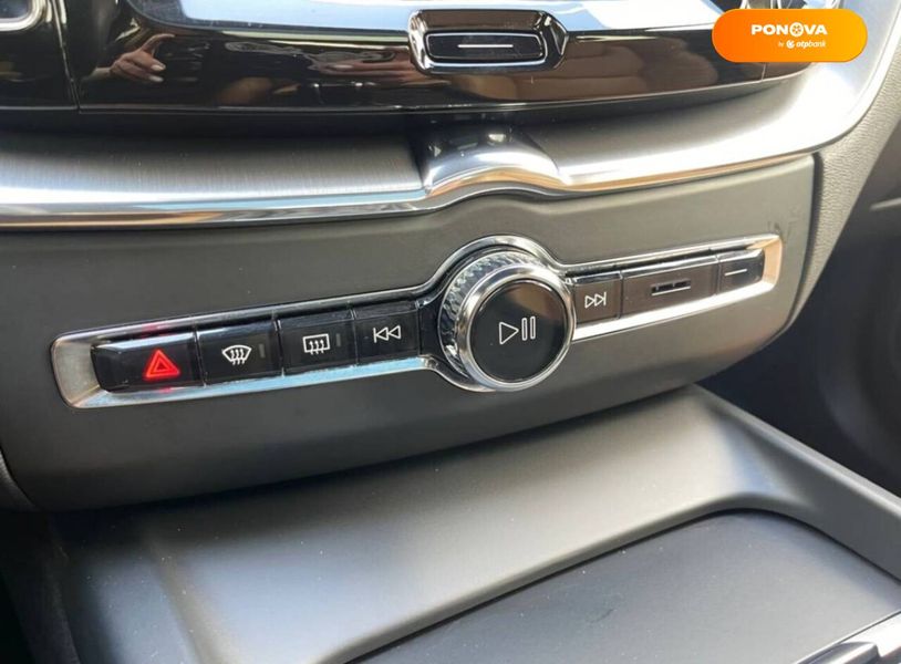 Volvo XC60, 2018, Бензин, 2 л., 91 тис. км, Позашляховик / Кросовер, Білий, Київ 45085 фото