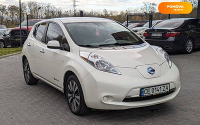 Nissan Leaf, 2015, Електро, 92 тис. км, Хетчбек, Білий, Чернівці 8690 фото