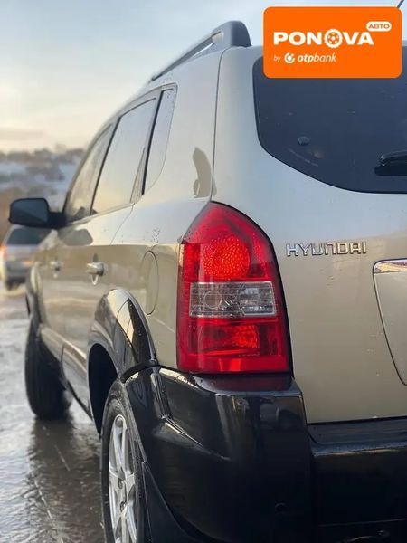 Hyundai Tucson, 2006 р., Дизель, 238 тис. км, Позашляховик / Кросовер, Сірий, Турка AT-10408842 фото