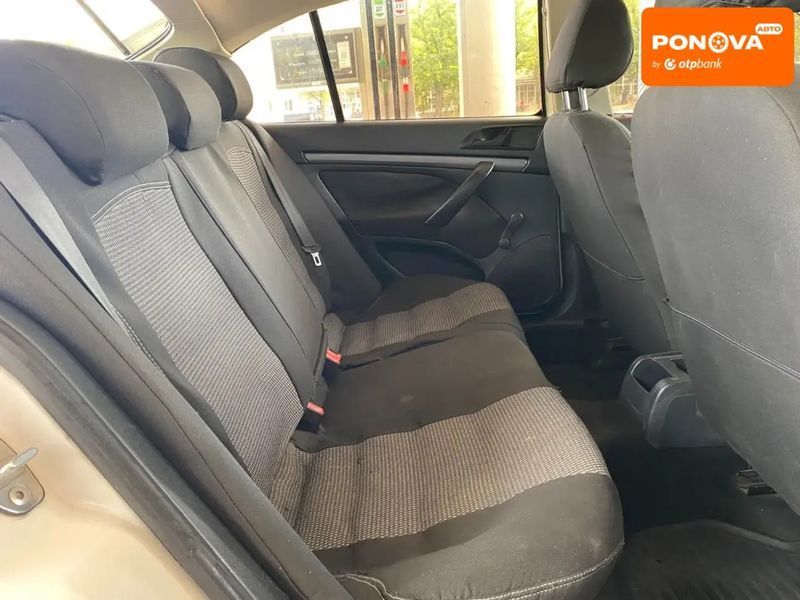 Skoda Octavia, 2011 г., Дизель, 262 тыс. км, Лифтбек, Белый, Николаев AT-10403305 фото
